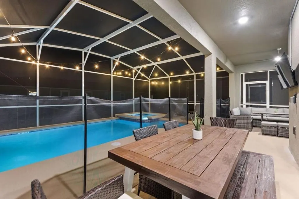 Luxury 6 Bedroom 5 Bathroom Gated Resort Villa Clo Villa Davenport United States